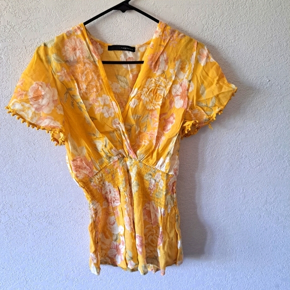 Harve Benard Tops - Harvé Benard Yellow Floral Blouse